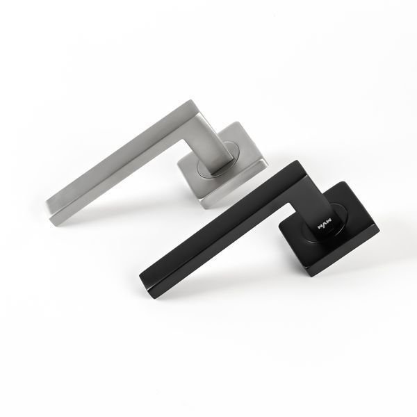 Ручка для дверей на розетці TOTAL S-1137 BLACK фото